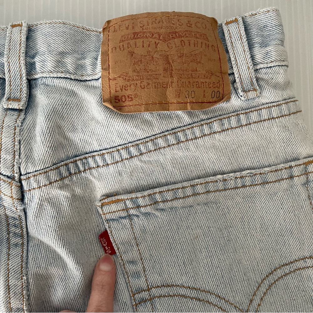 Vintage 505 Levi’s Light Wash High Rise Y2K Bermuda Shorts size 30 - Picture 3 of 8
